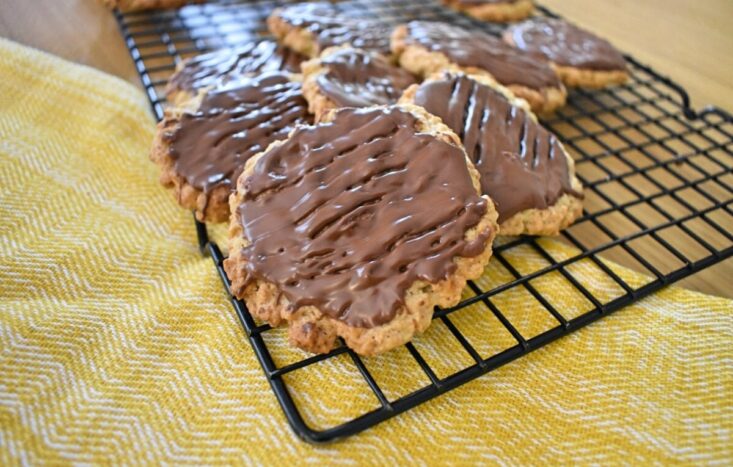crunchy hob nobs on wire rack