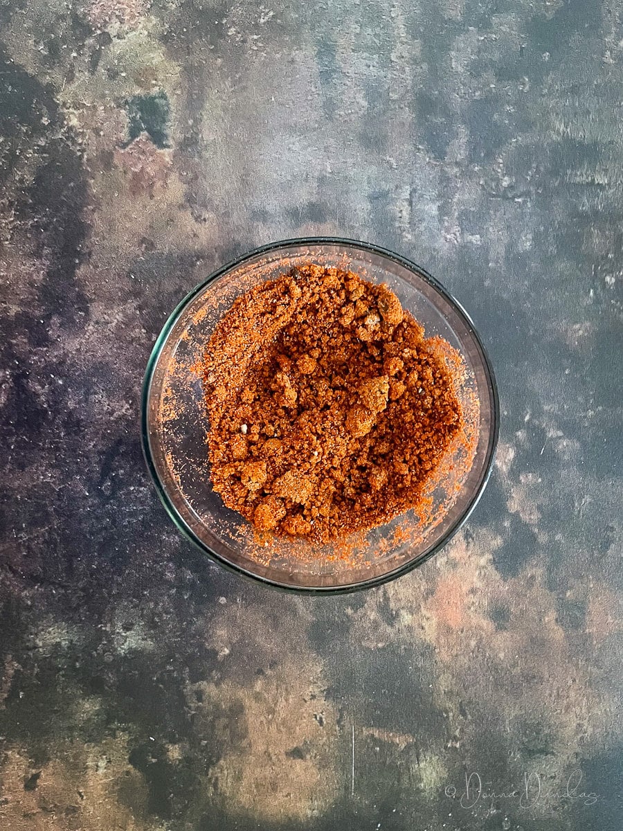 spice mix in small glass bowl.